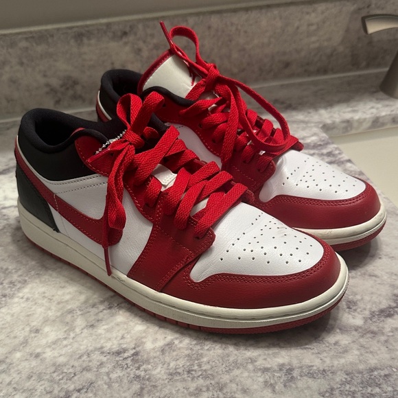 Nike Air Jordan 1 Low White Gym Red White 2022 DC0774-160 8.5